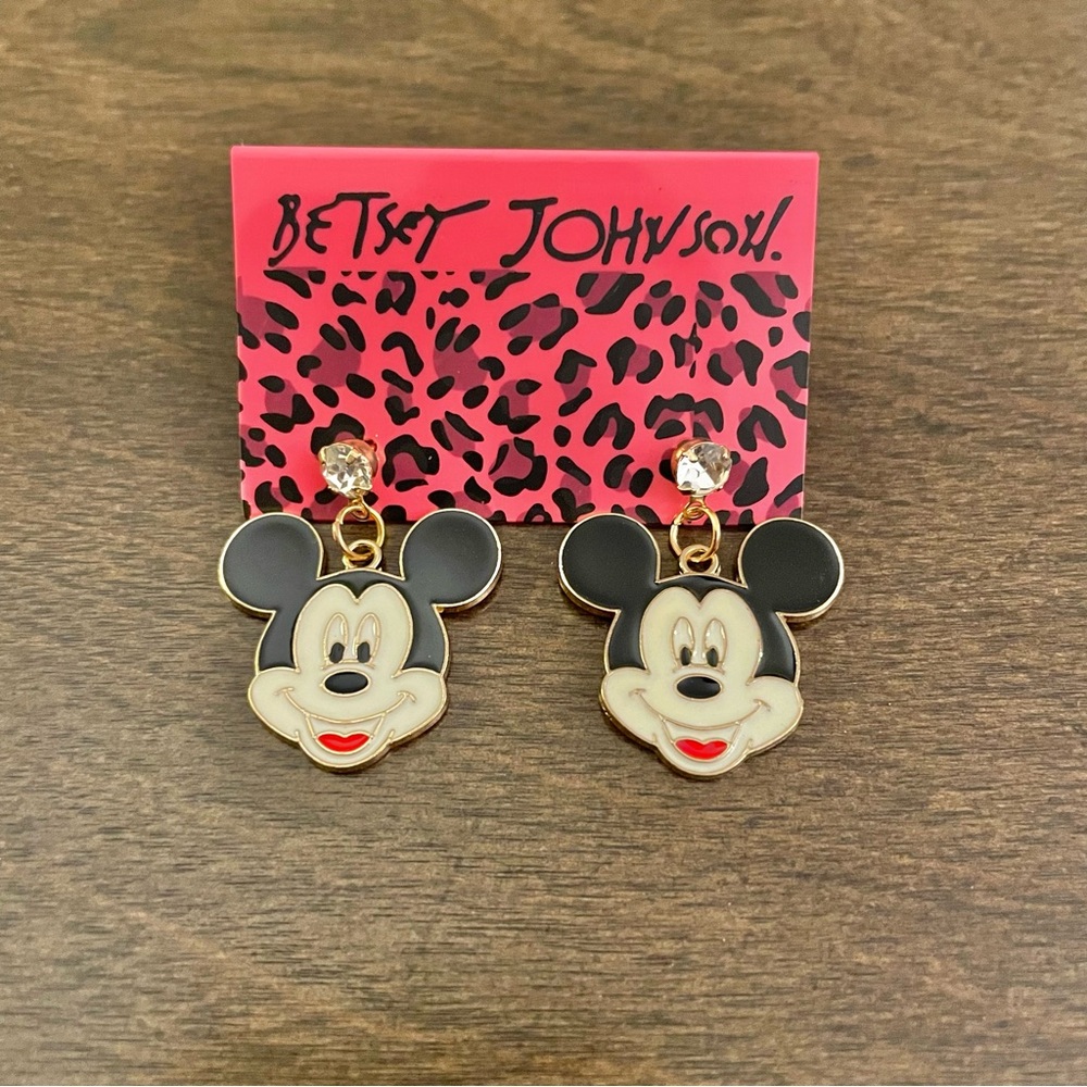 🎉 NWT Betsey Johnson Mickey Mouse Crystal Stud Earrings